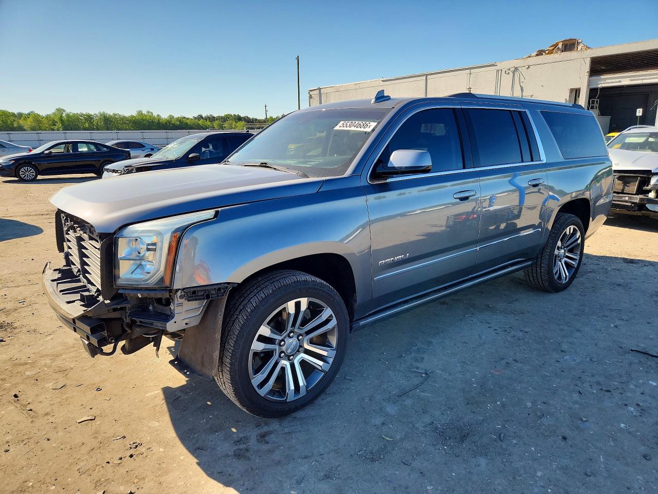 Salvage GMC Yukon Image