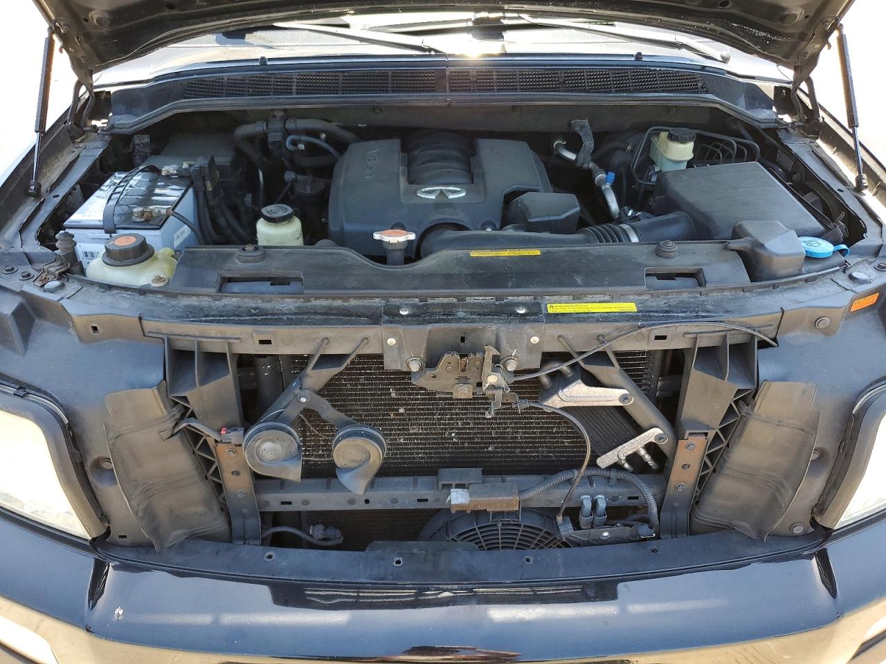 INFINITI Qx Base