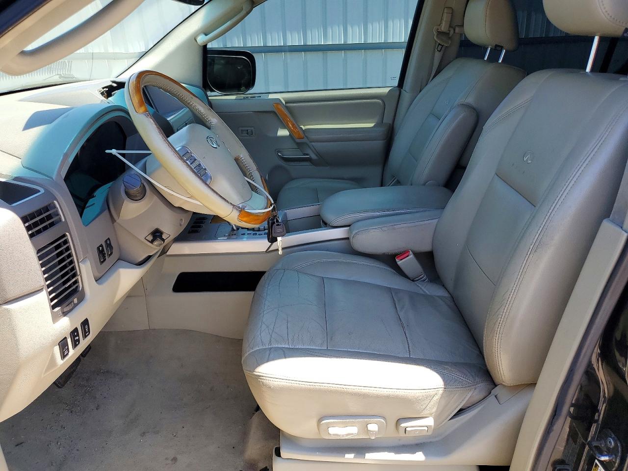 INFINITI Qx Base
