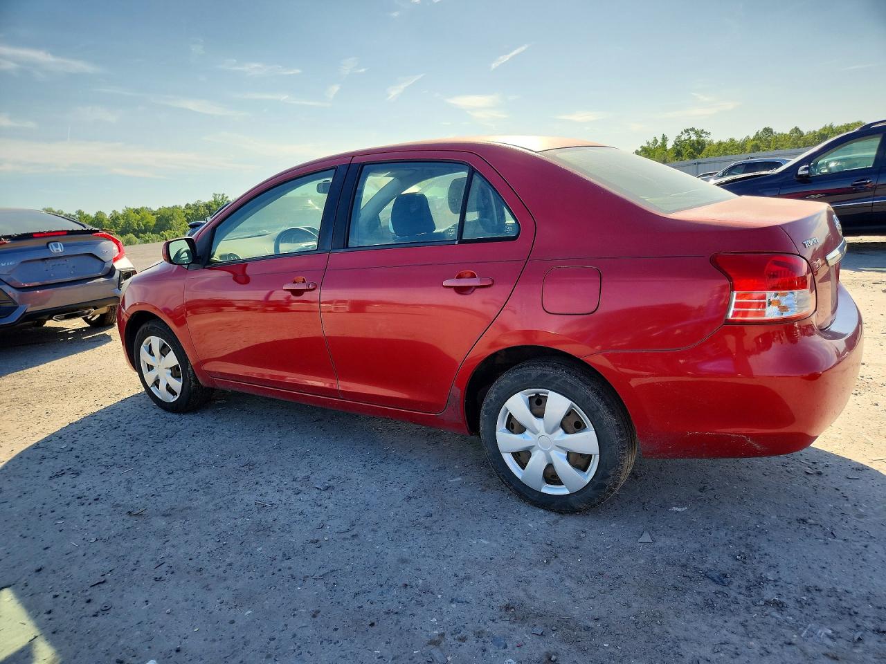 Toyota Yaris Base