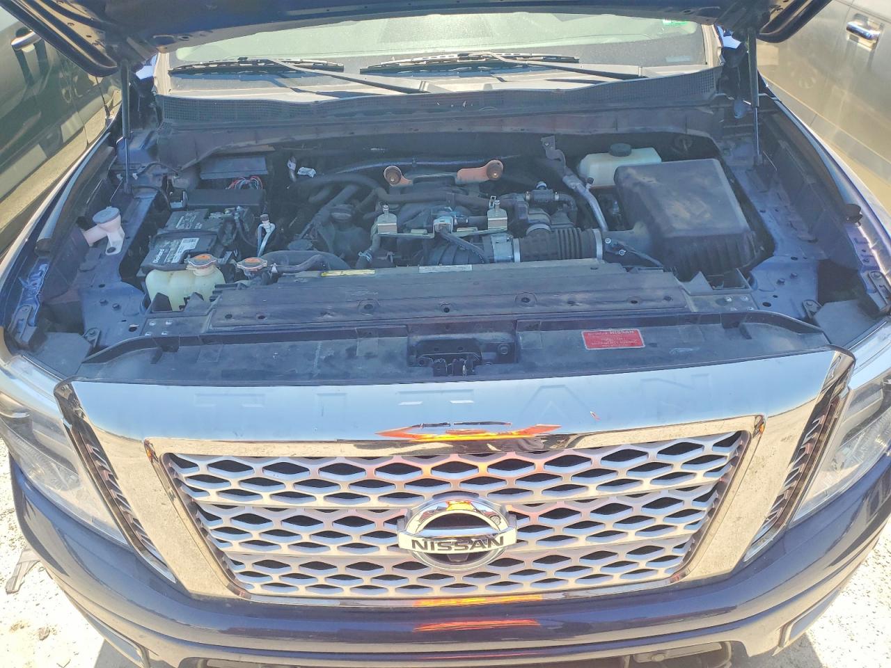 Nissan Titan Platinum Reserve