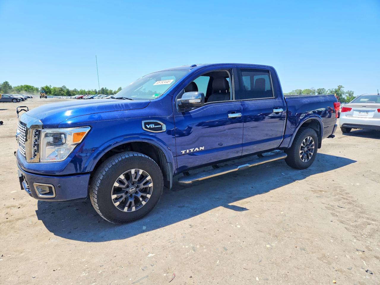 Salvage Nissan Titan Image