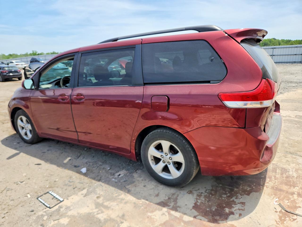 Toyota Sienna Le
