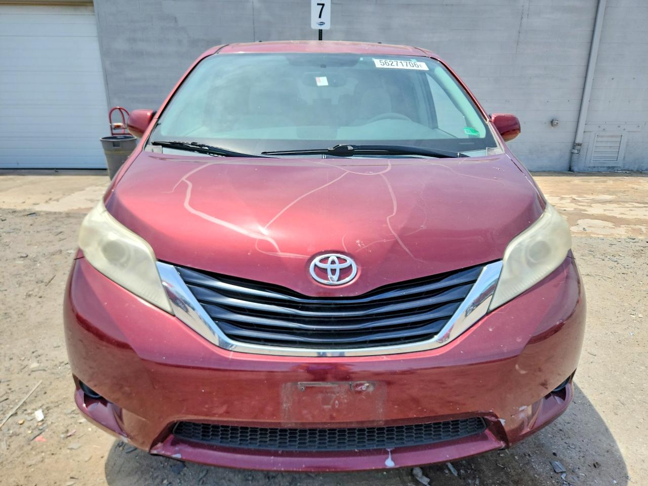 Toyota Sienna Le