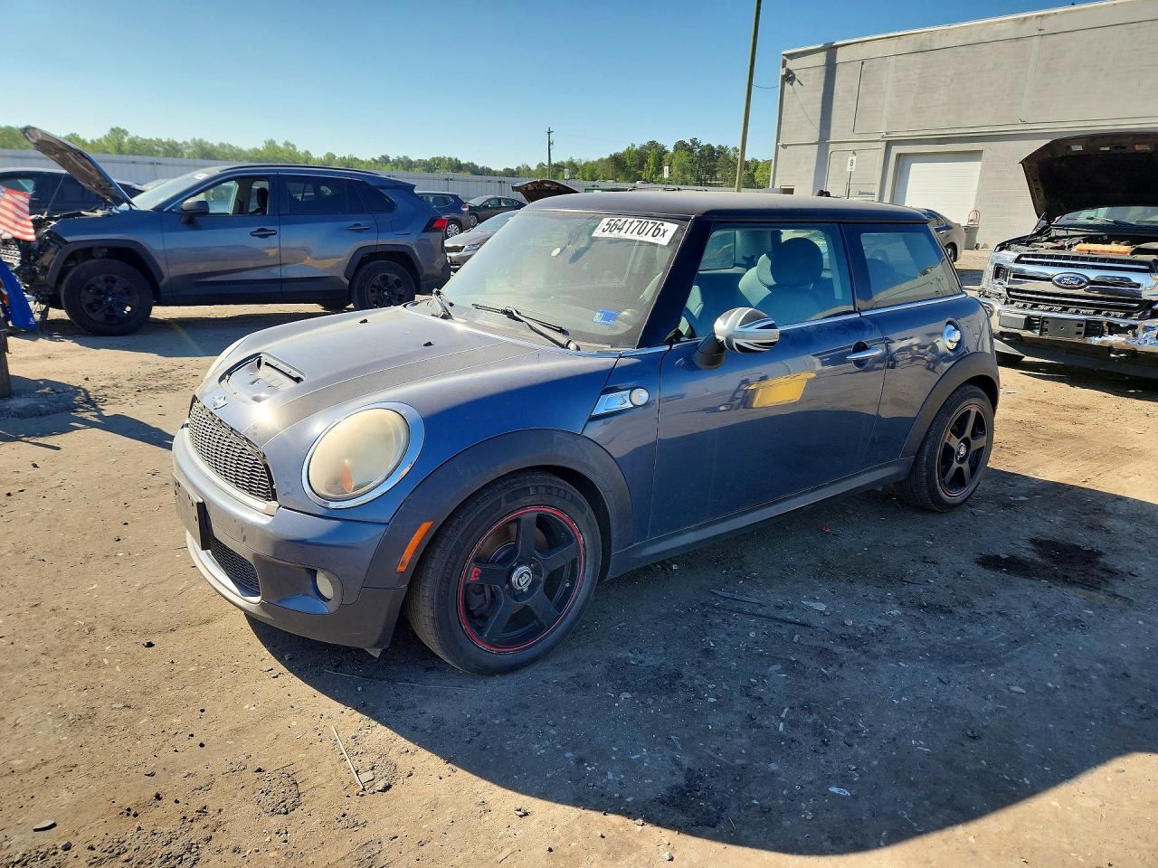 Salvage MINI Cooper Image