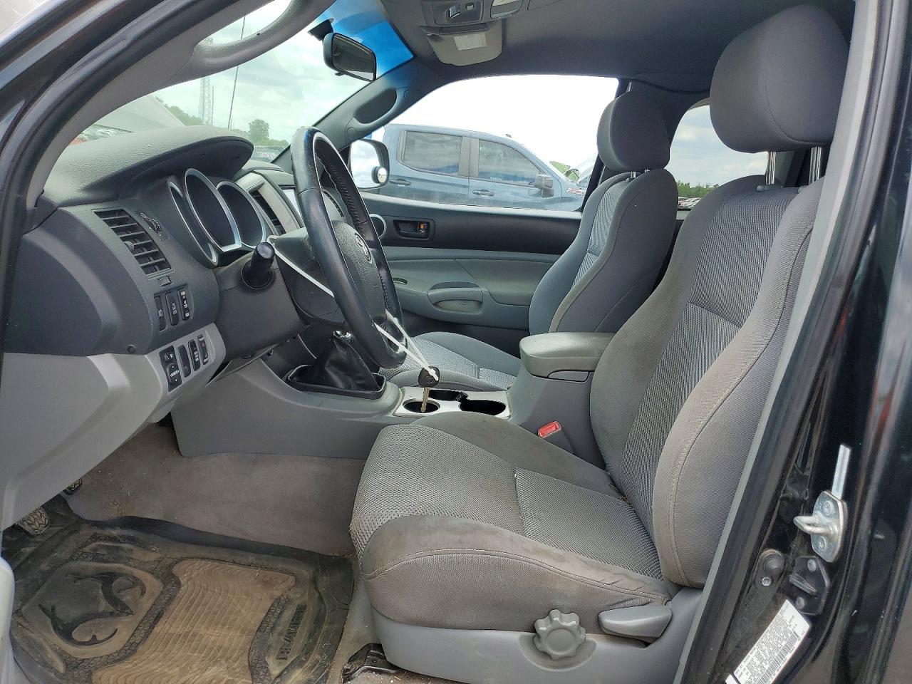 Toyota Tacoma Access Cab