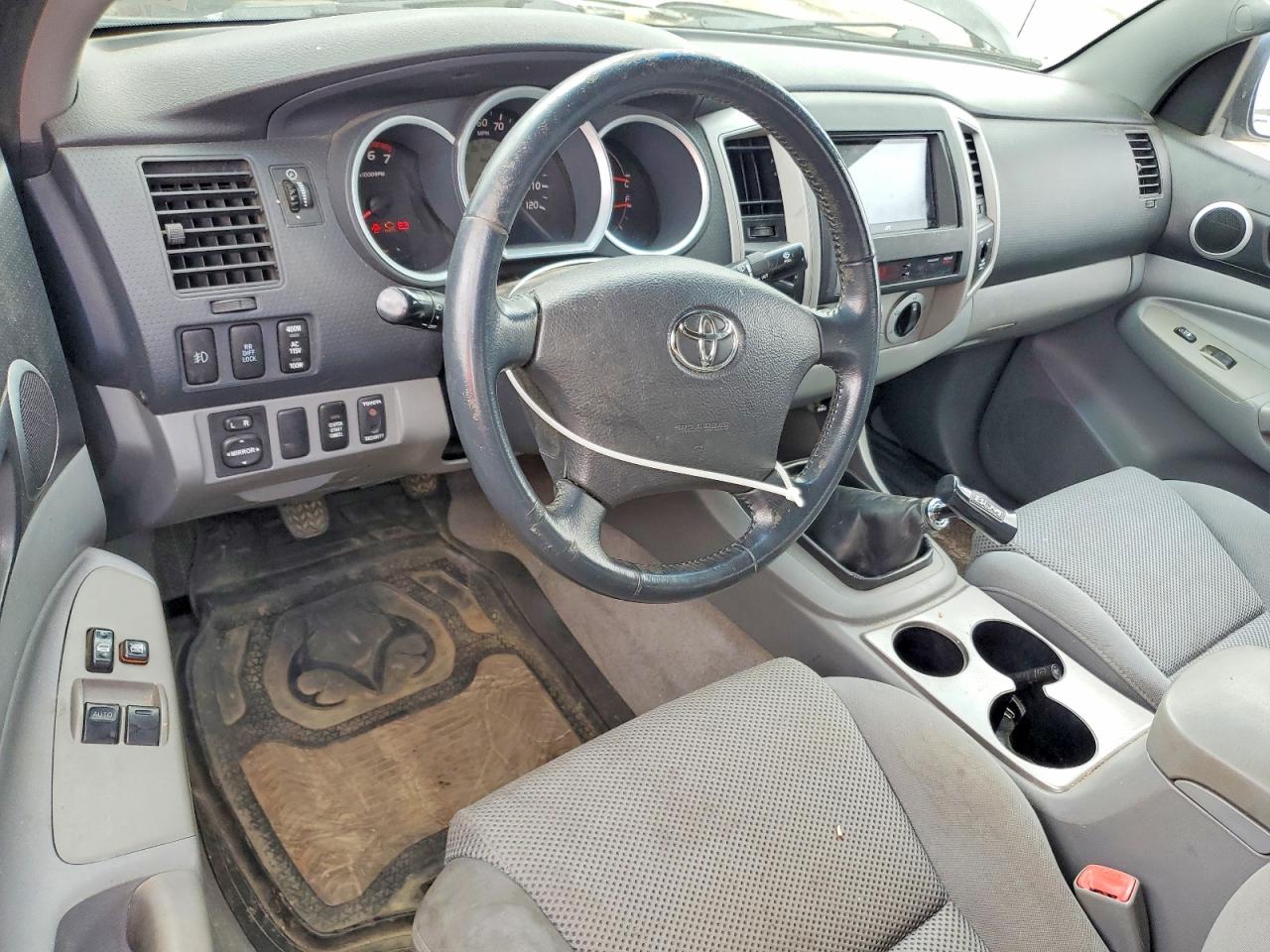 Toyota Tacoma Access Cab