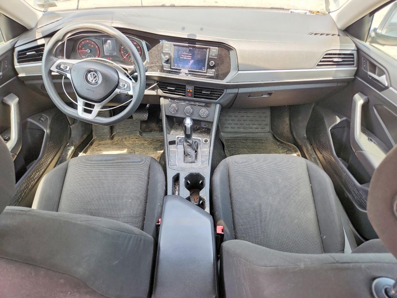 Volkswagen Jetta S