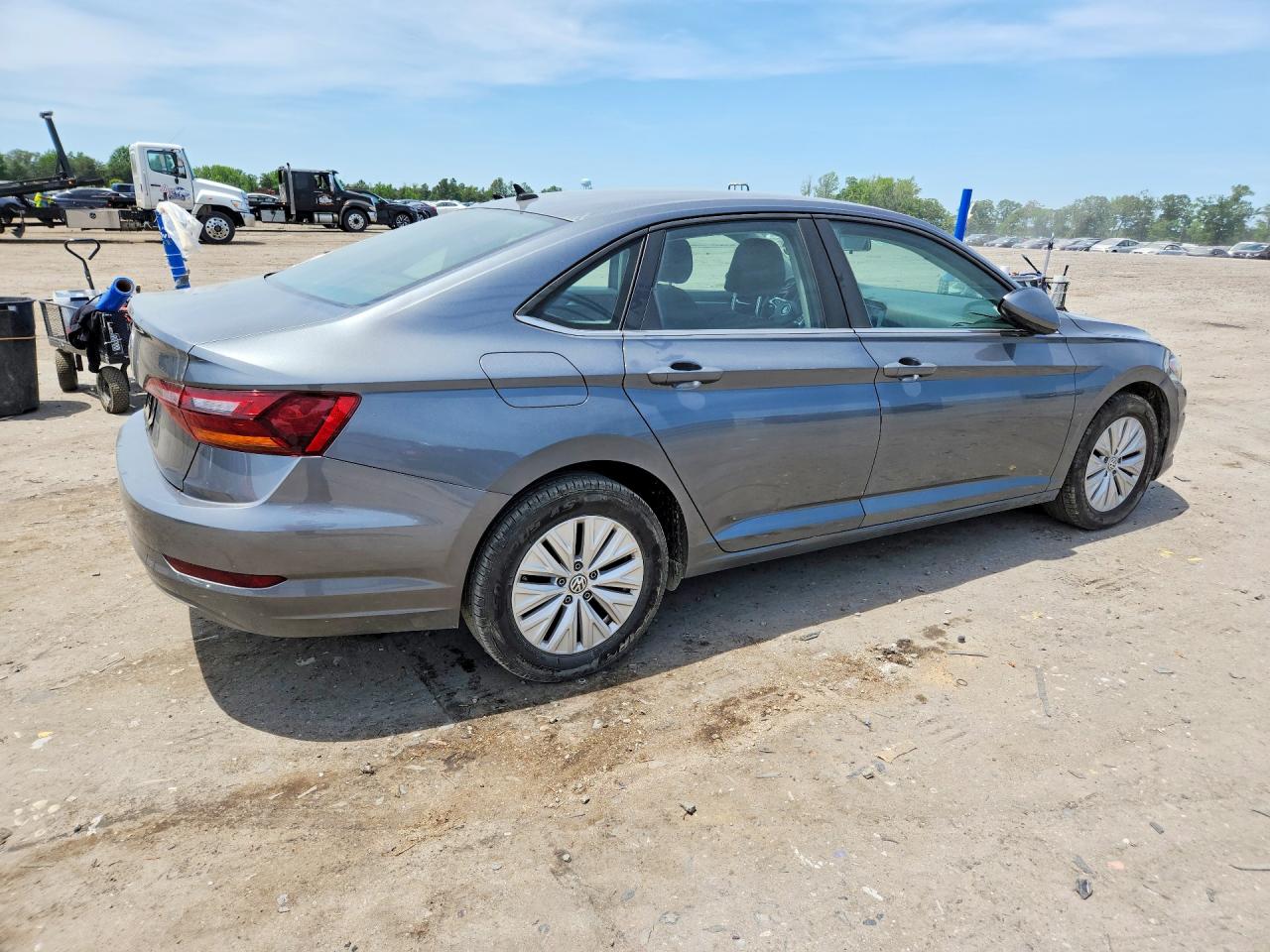 Volkswagen Jetta S