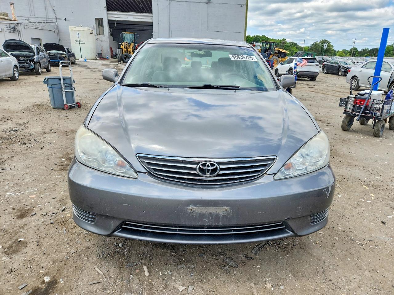 Toyota Camry Le V6