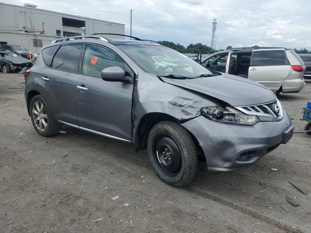 Nissan Murano S