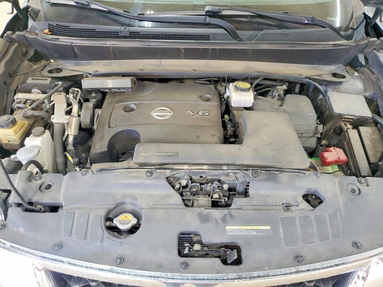 Nissan Pathfinder S