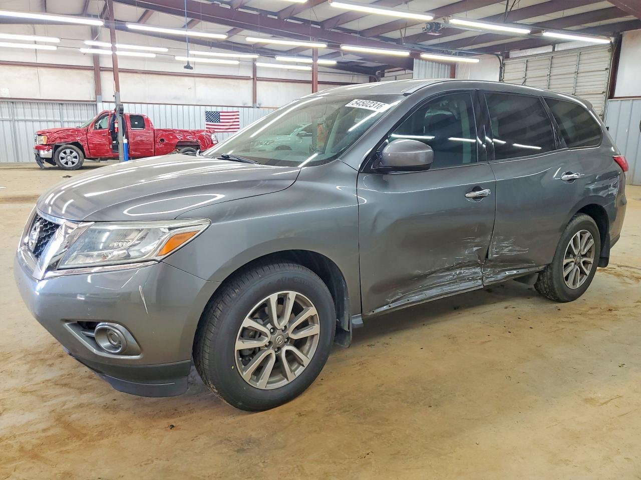 Salvage Nissan Pathfinder Image