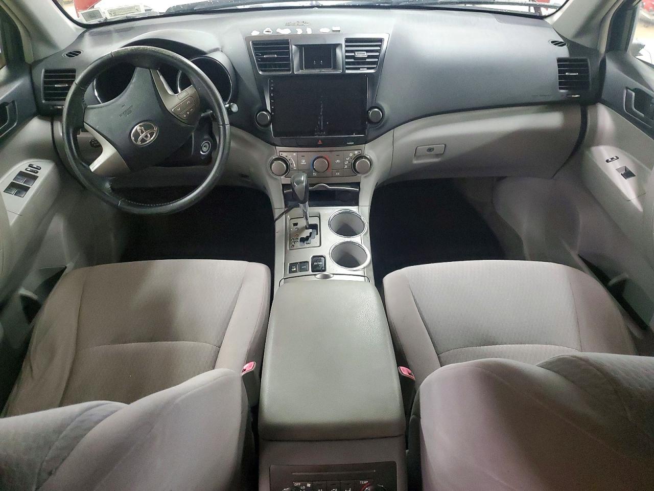 Toyota Highlander Base