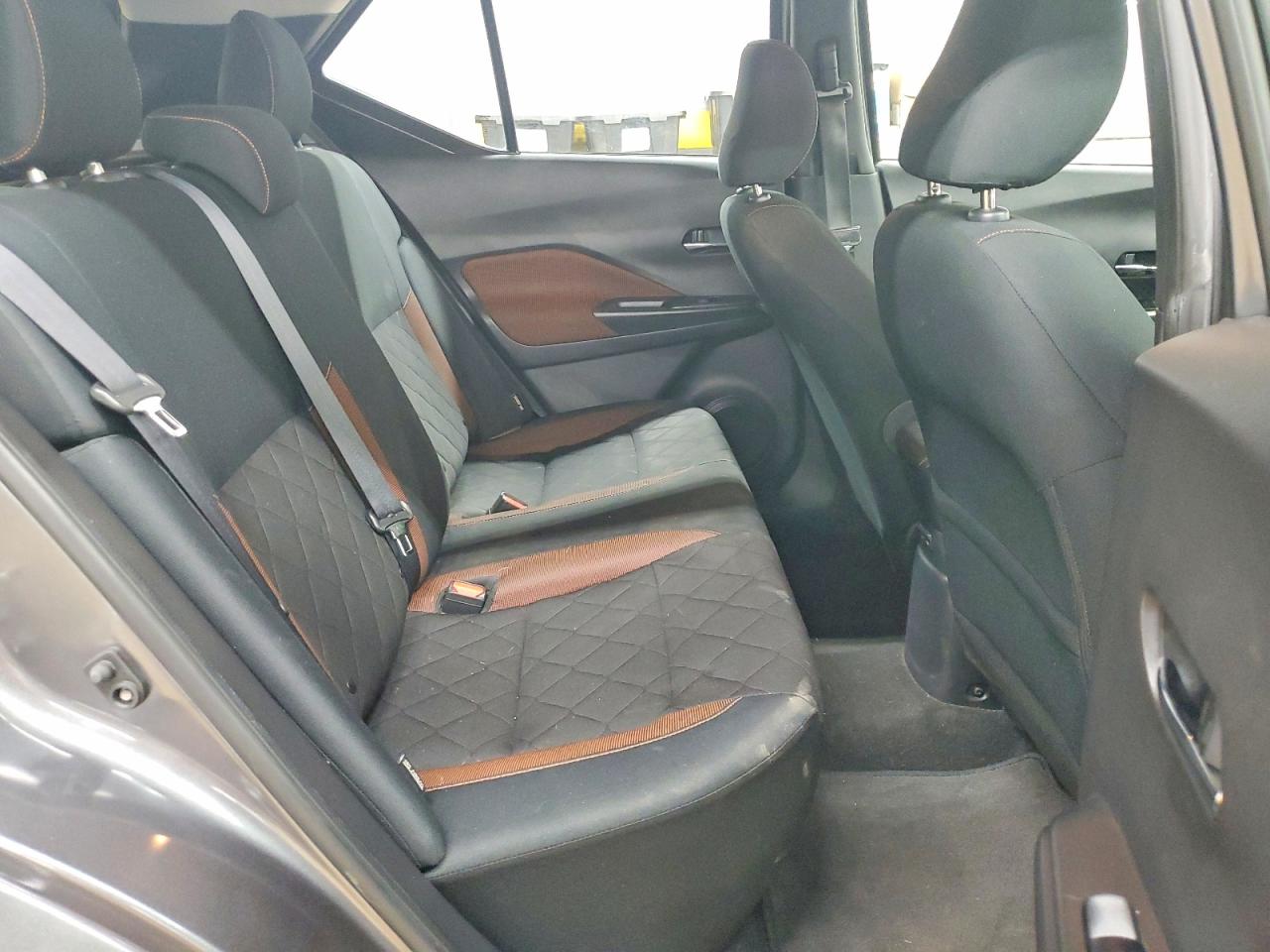 Nissan Kicks Sr