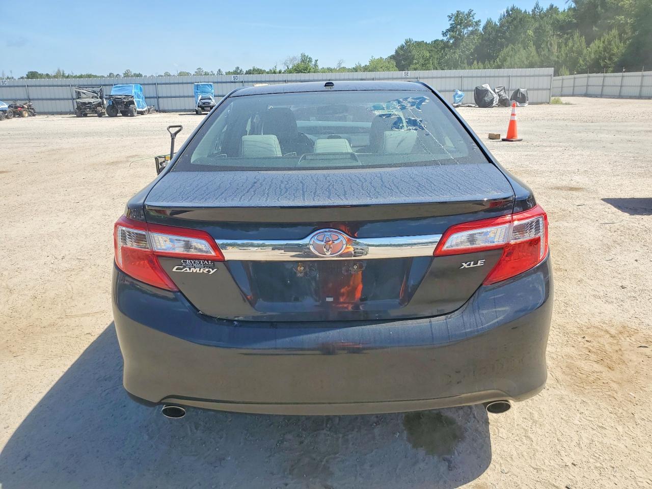 Toyota Camry Xle V6