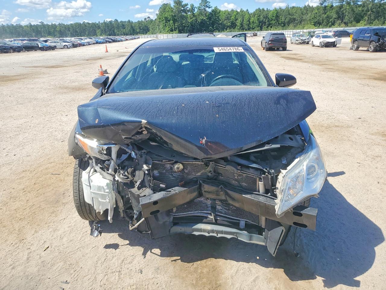 Toyota Camry Xle V6