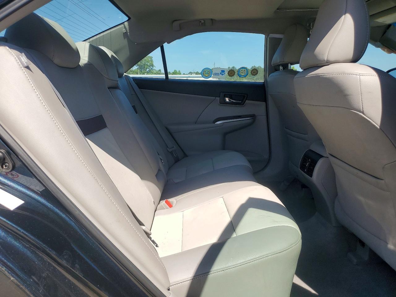 Toyota Camry Xle V6