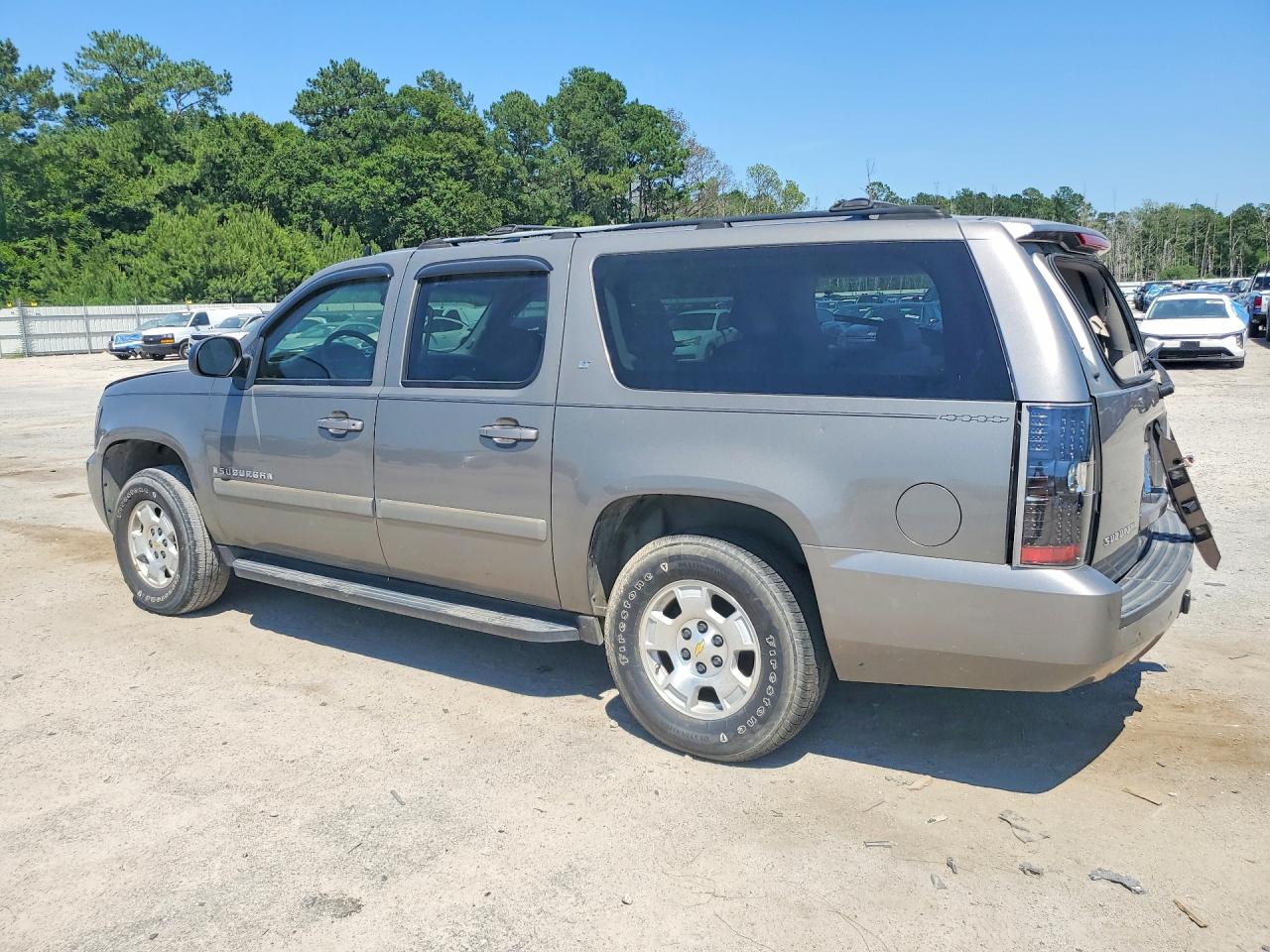Chevrolet Suburban C1500