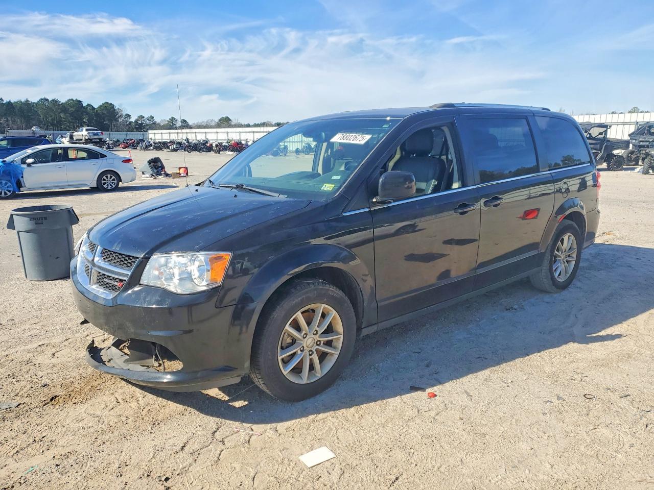 Salvage Dodge Caravan Image