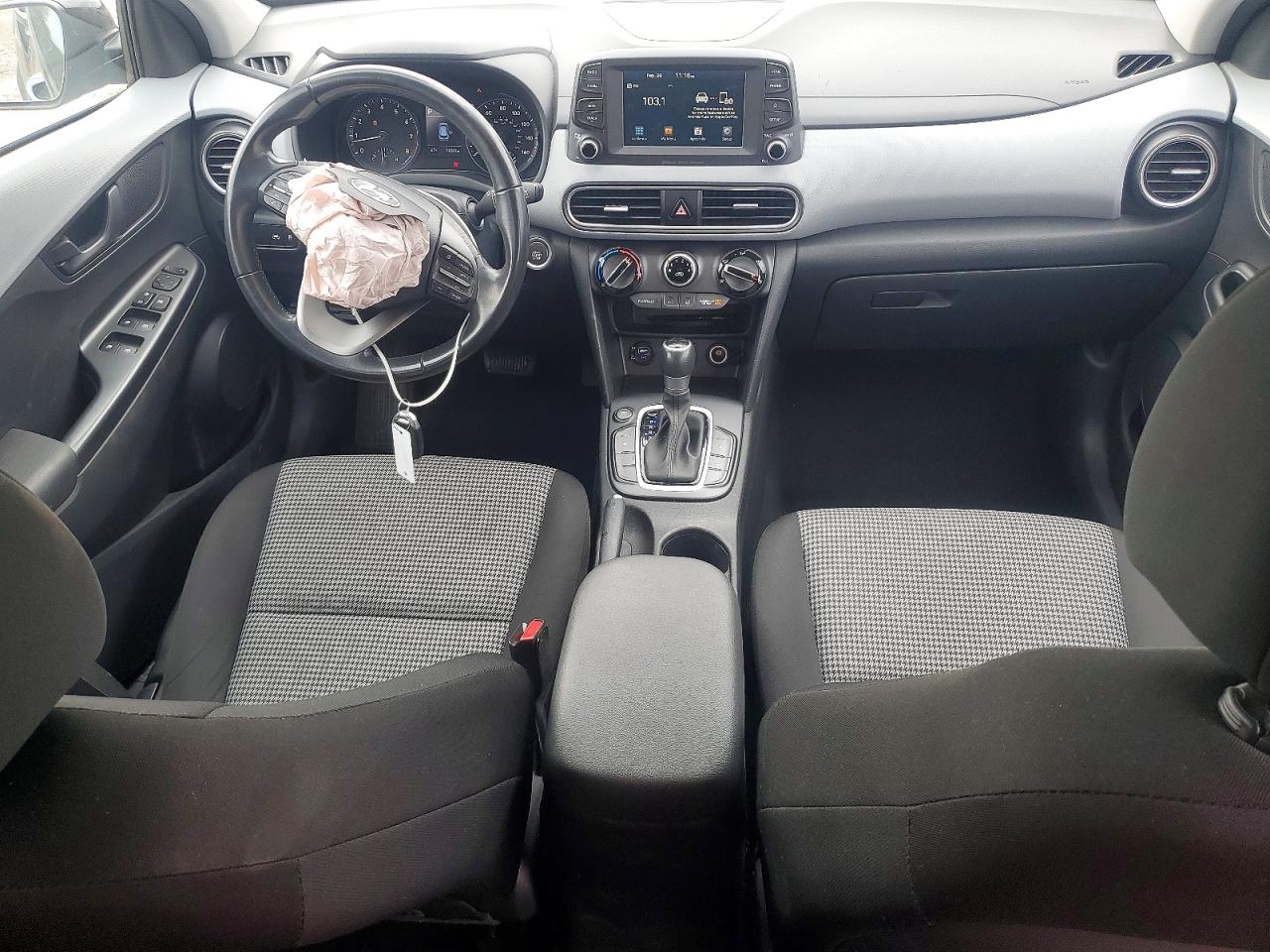 Hyundai KONA Sel