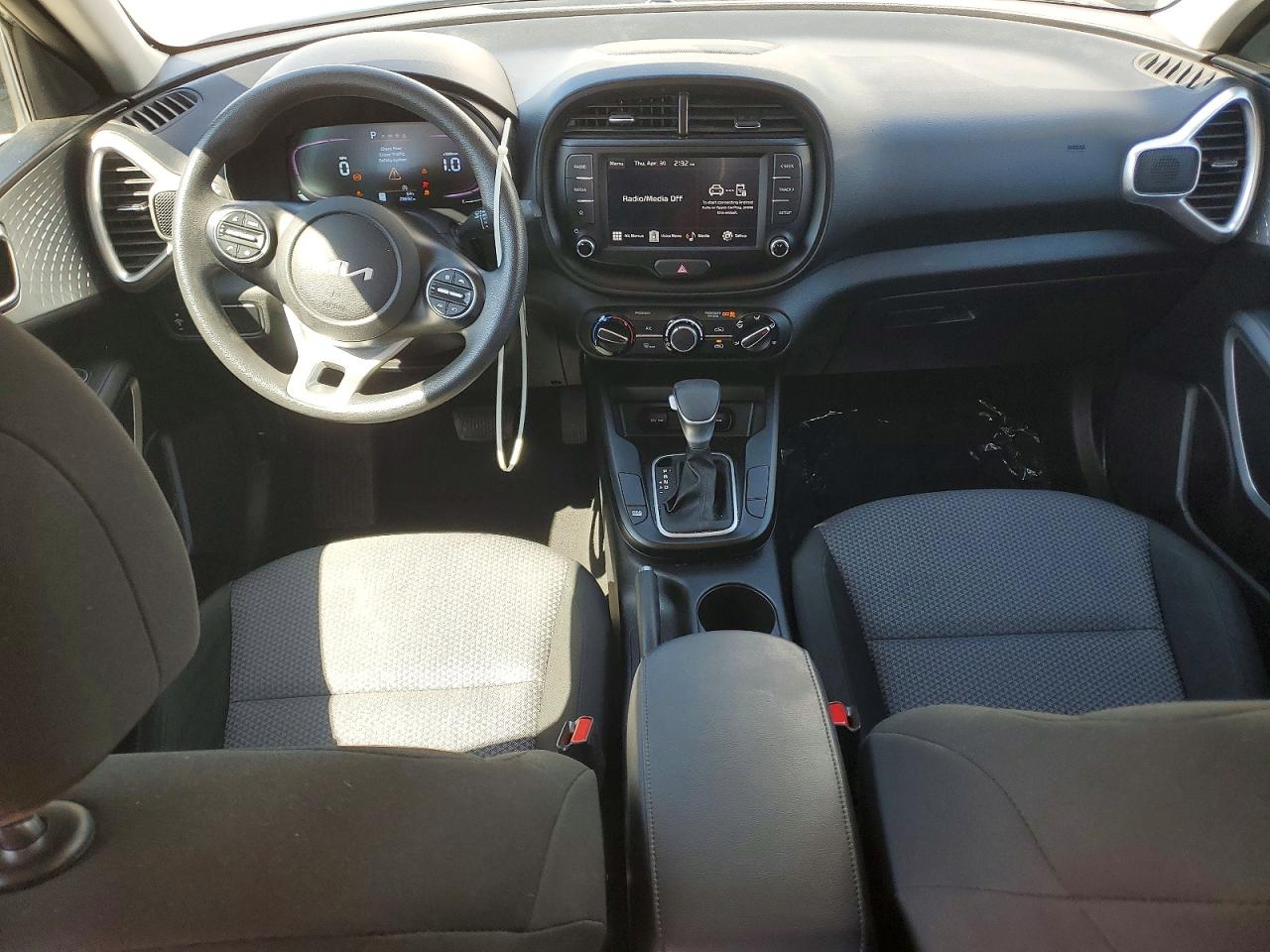 Kia Soul Lx