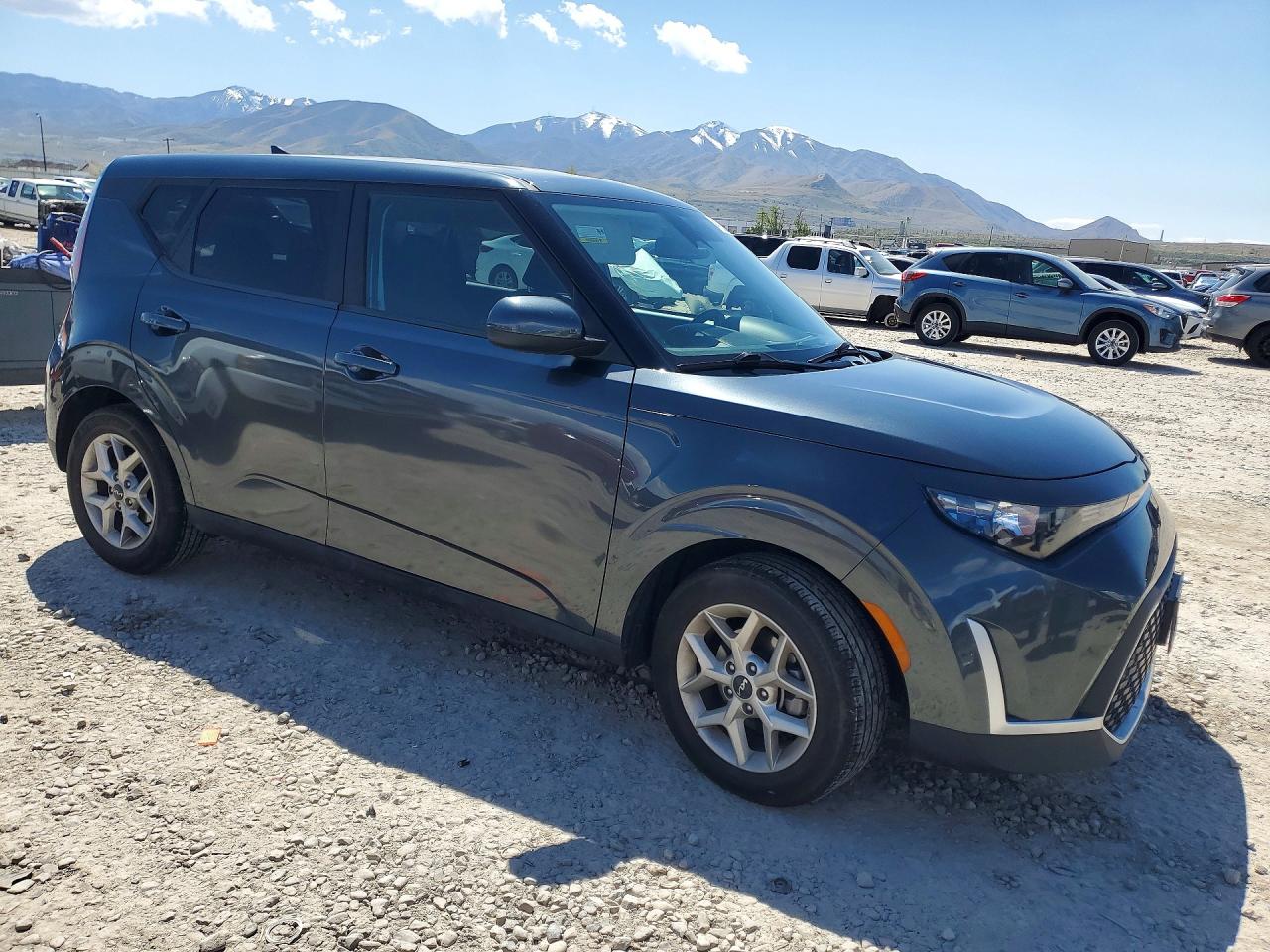 Kia Soul Lx