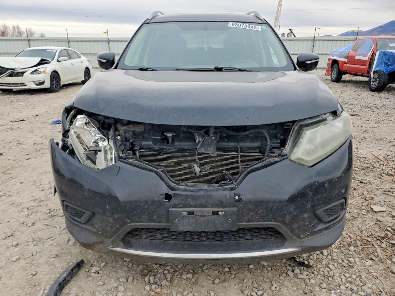 Nissan Rogue S