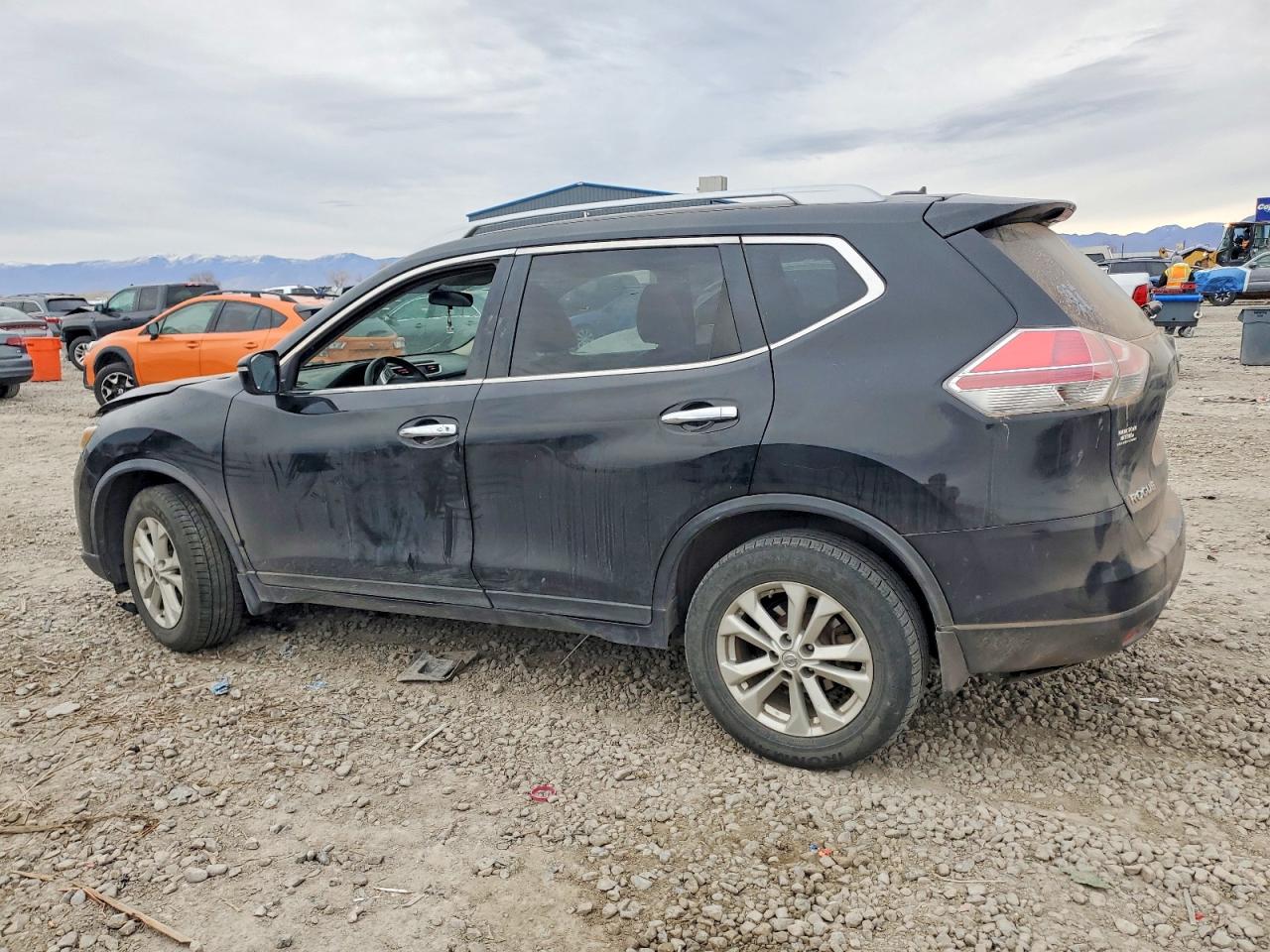 Nissan Rogue S