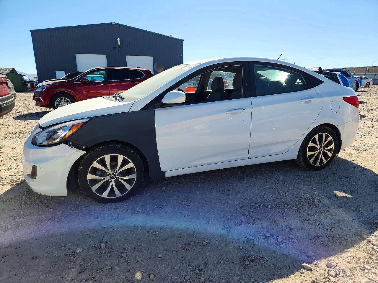 Salvage Hyundai ACCENT Image
