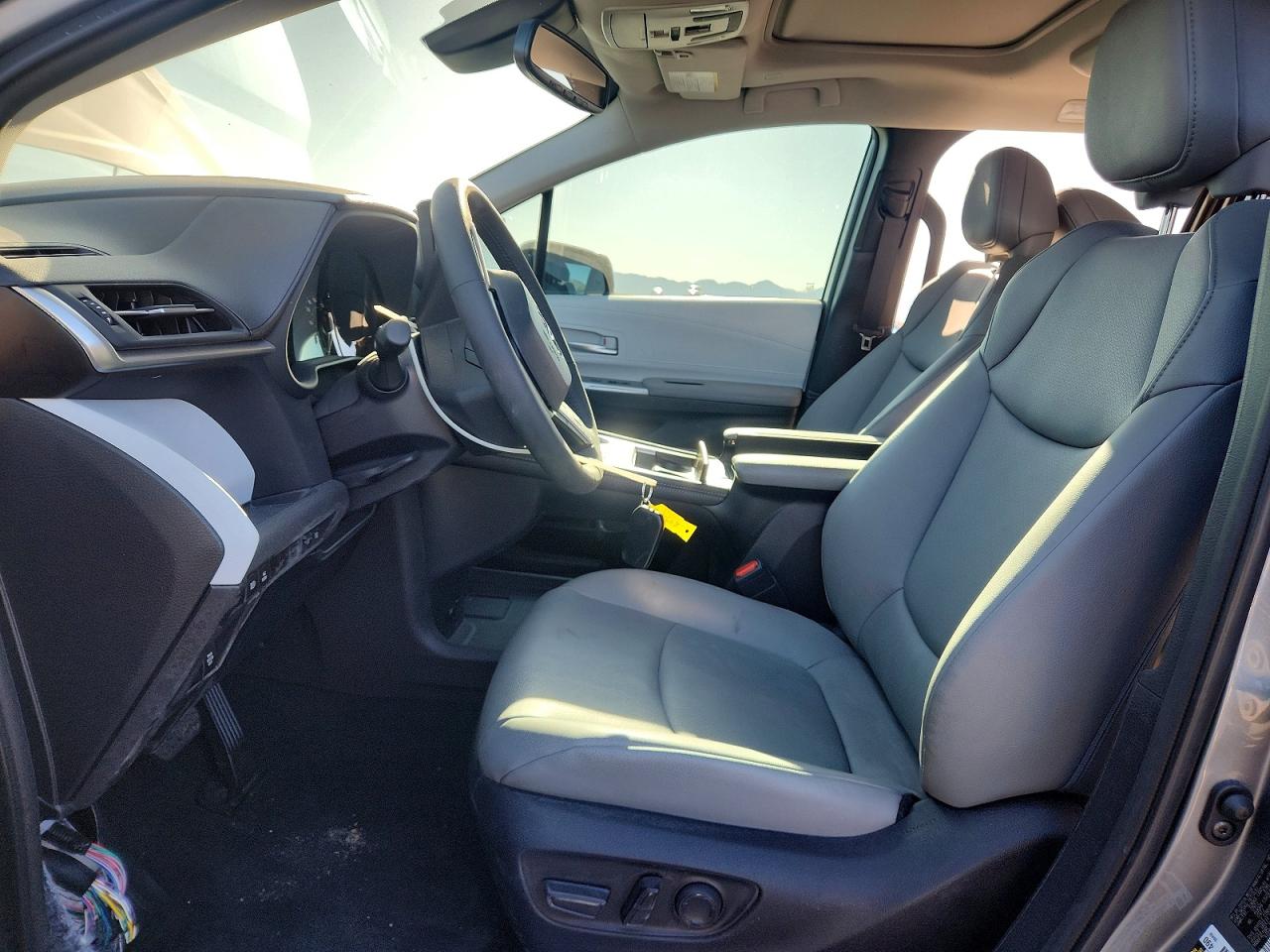 Toyota Sienna Xle 8-passenger