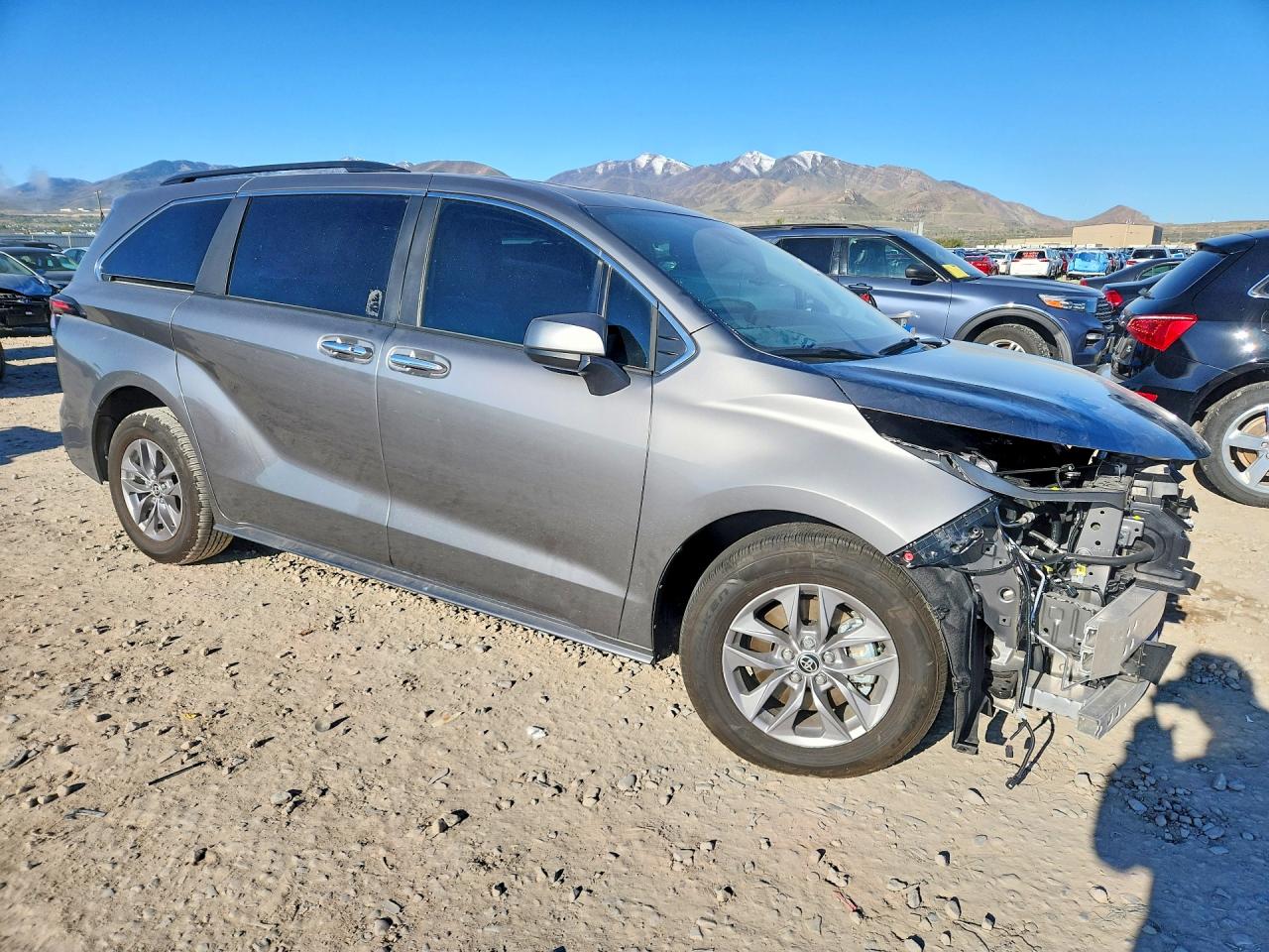 Toyota Sienna Xle 8-passenger