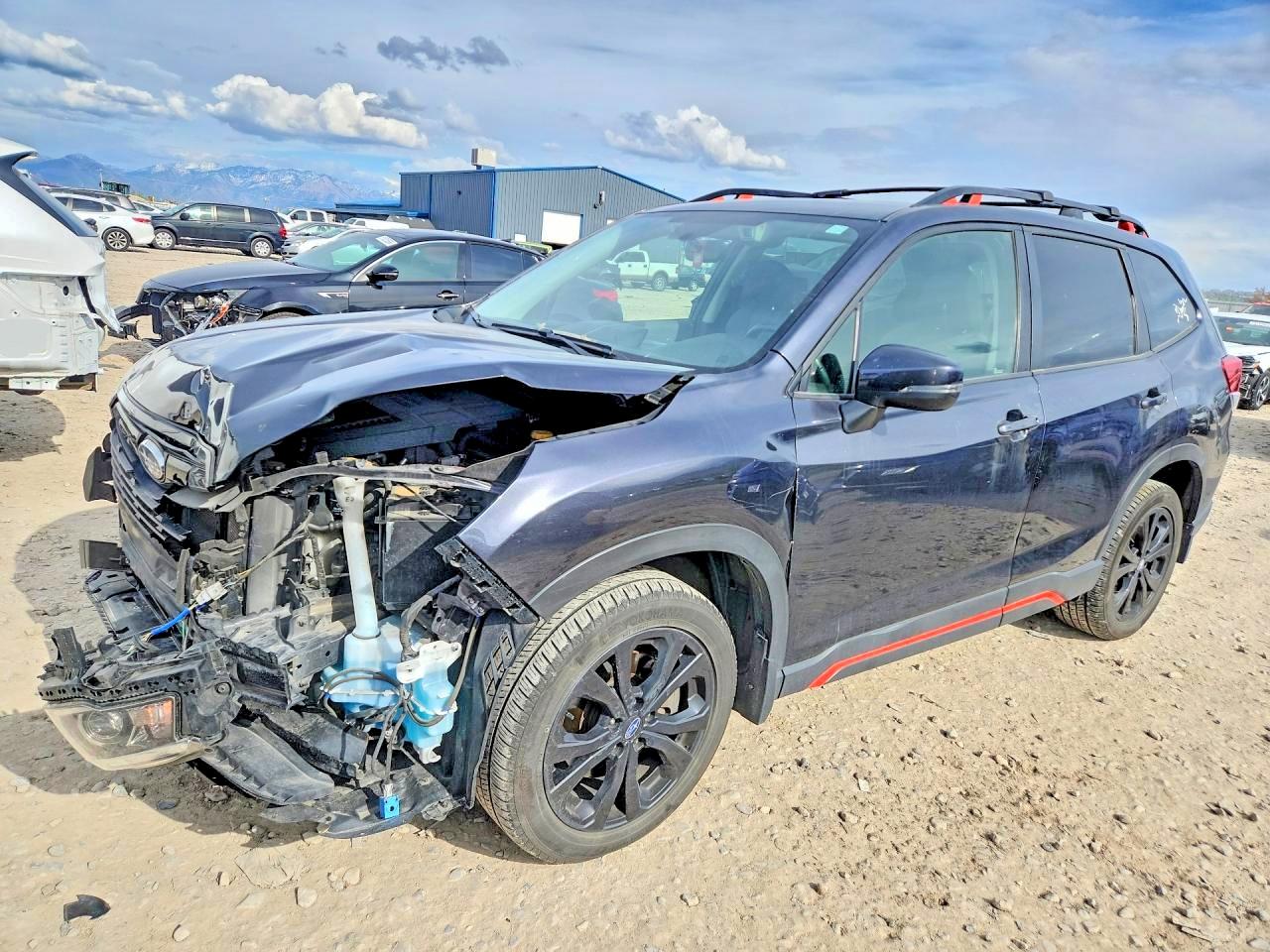 Salvage Subaru Forester Image