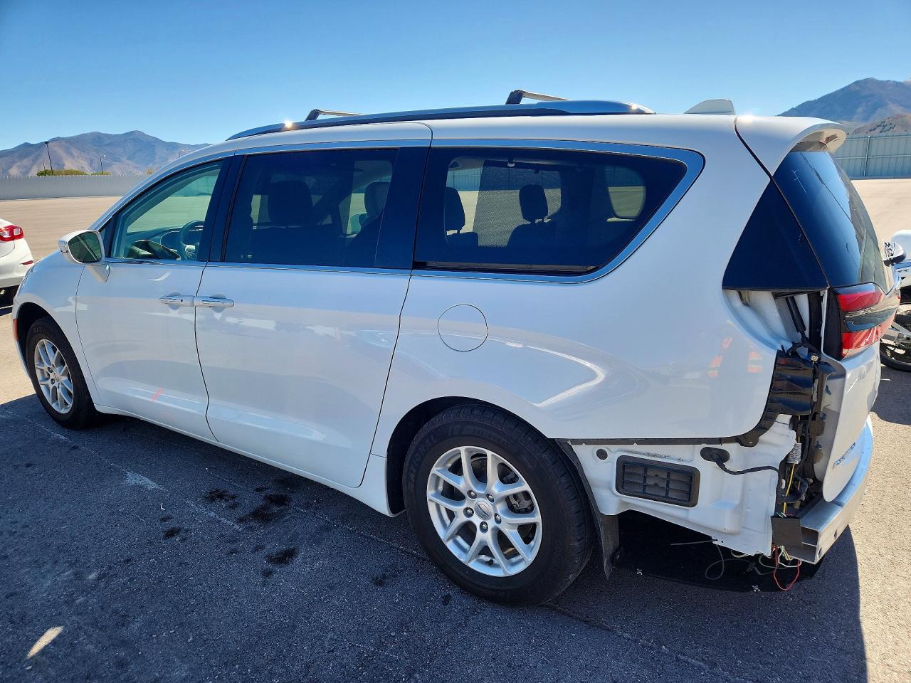 Chrysler Pacifica Touring L