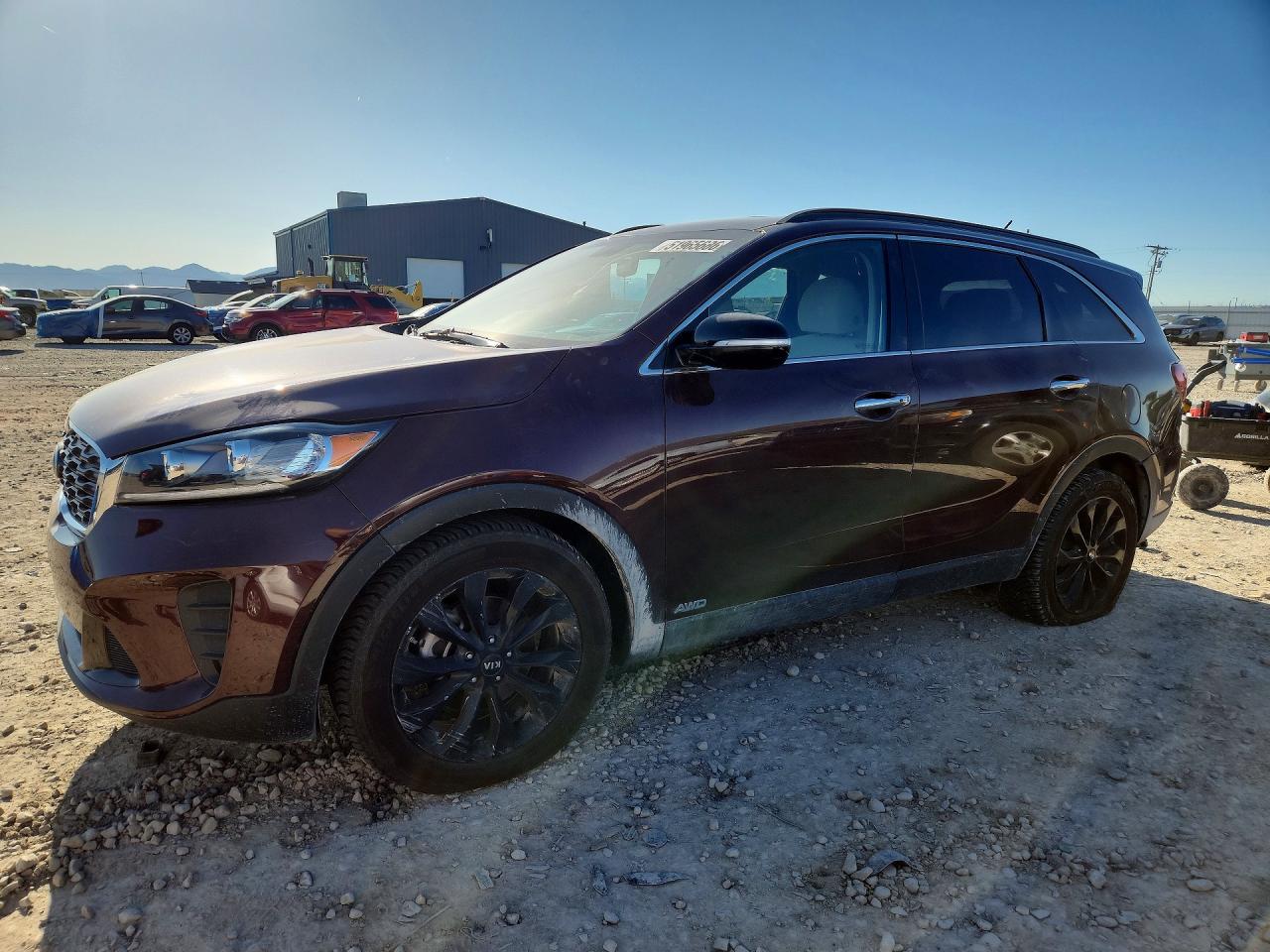 Salvage Kia Sorento Image