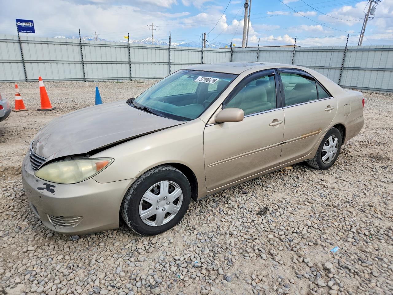 Salvage Toyota Camry Image