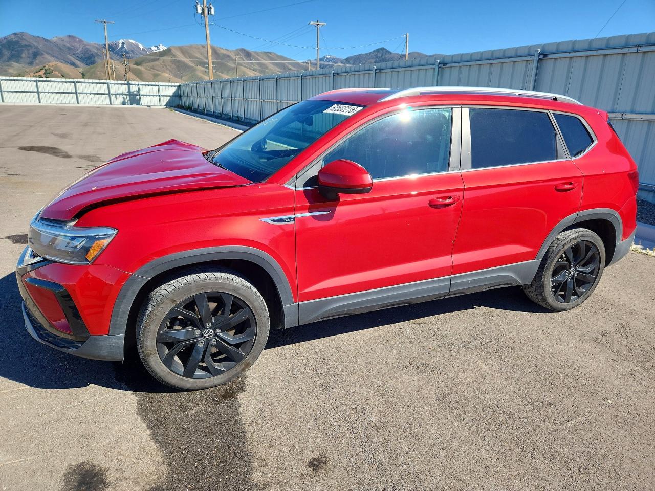 Salvage Volkswagen Taos Image