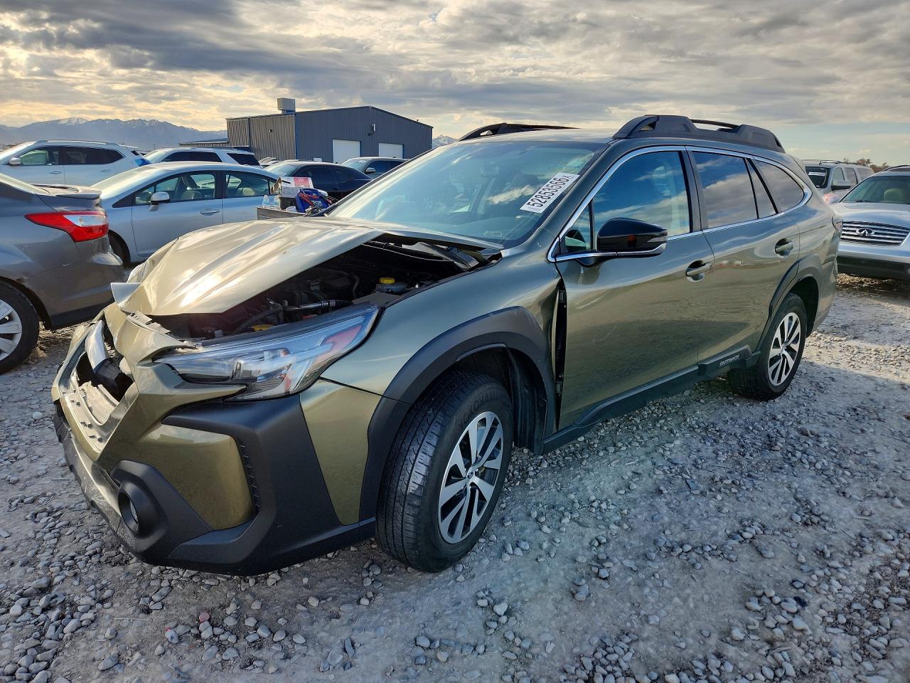 Salvage Subaru Outback Image