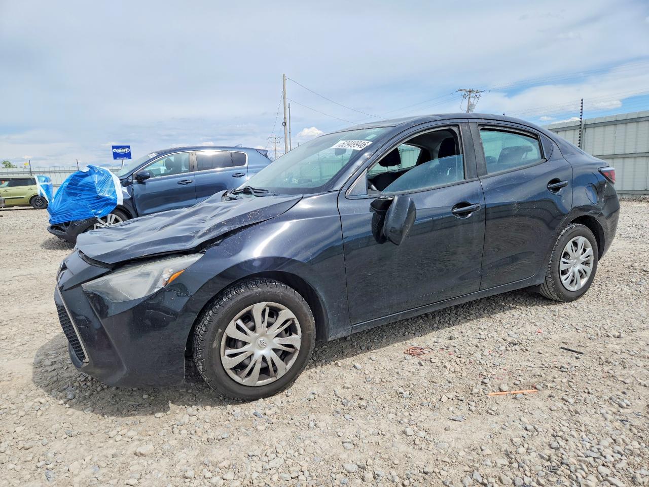 Salvage Toyota Yaris Image