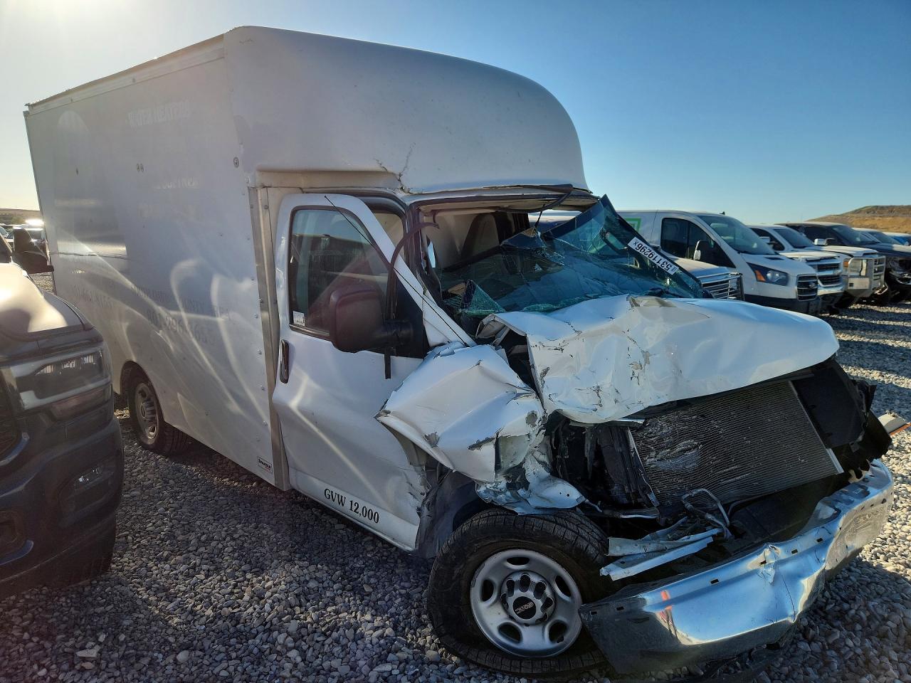 GMC Savana Cutaway G3500