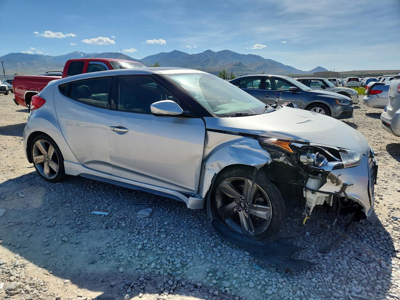 Hyundai VELOSTER Turbo
