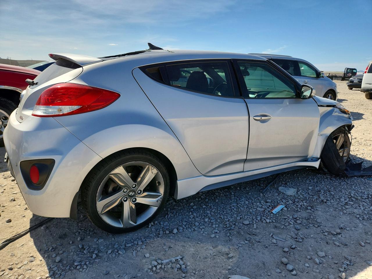 Hyundai VELOSTER Turbo