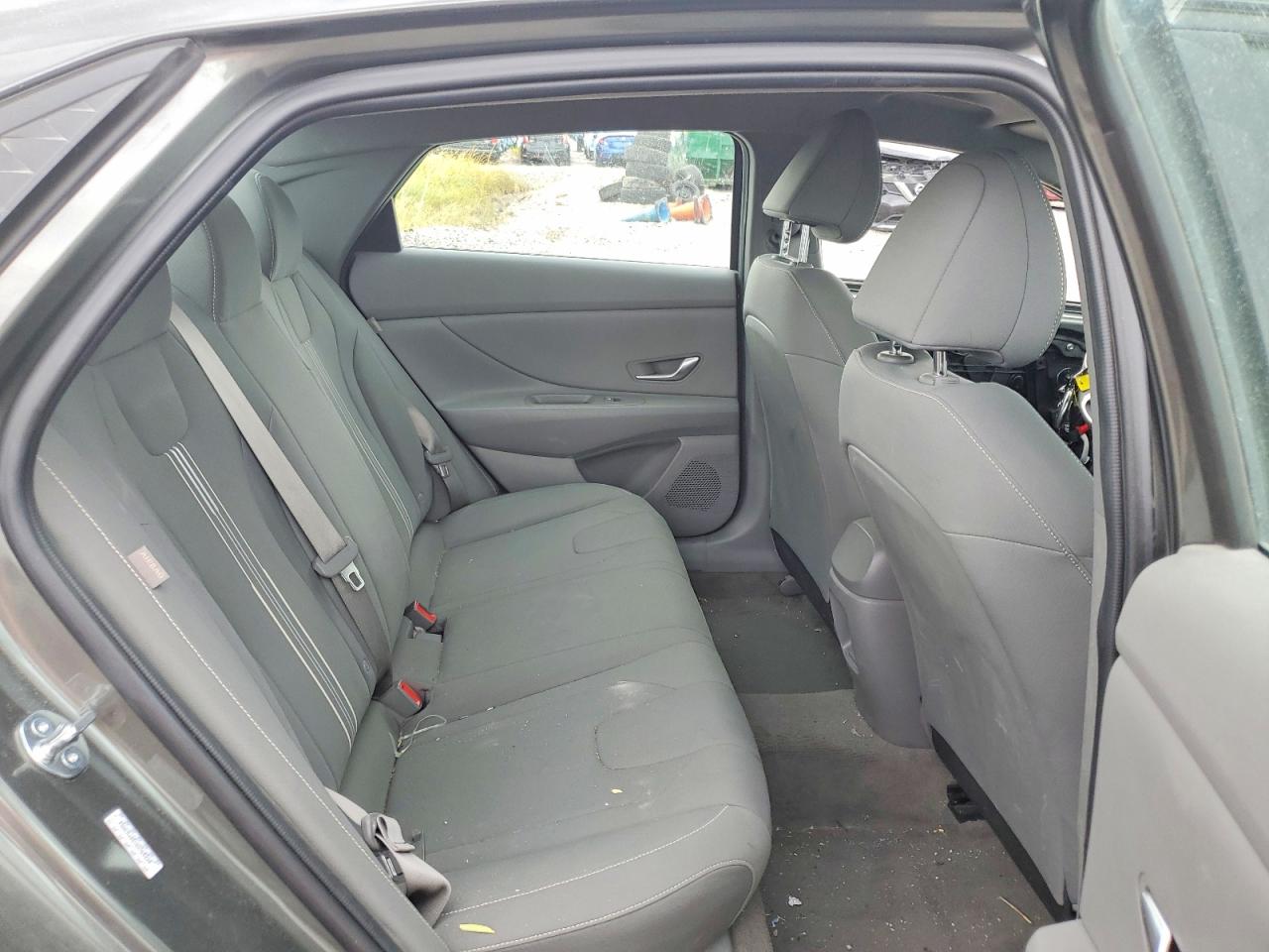 Hyundai ELANTRA Sel