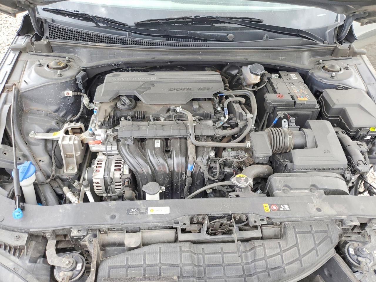 Hyundai ELANTRA Sel