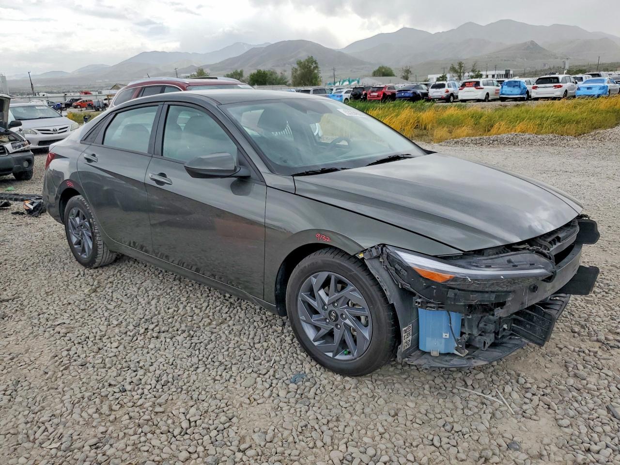Hyundai ELANTRA Sel
