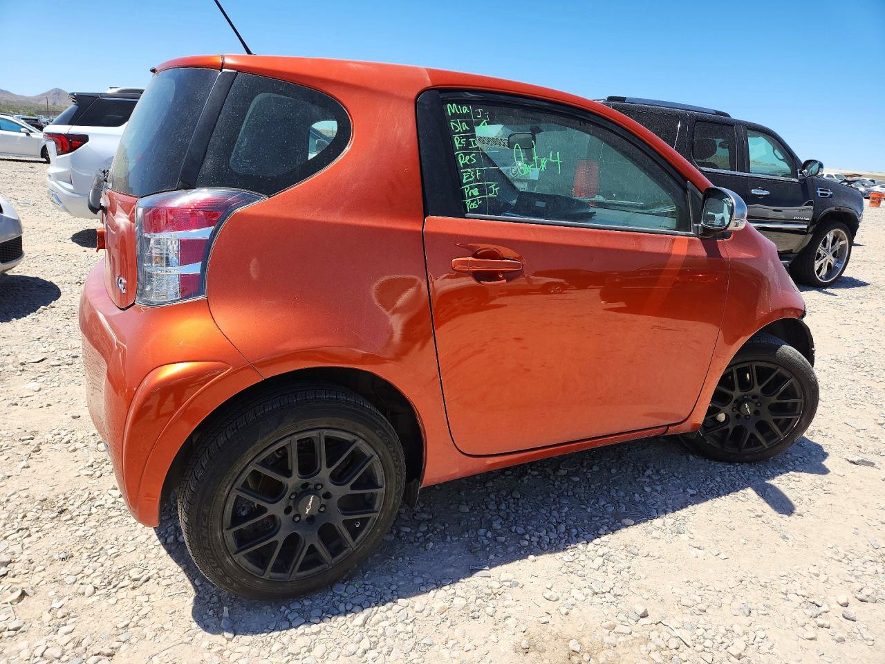 Scion iQ Base