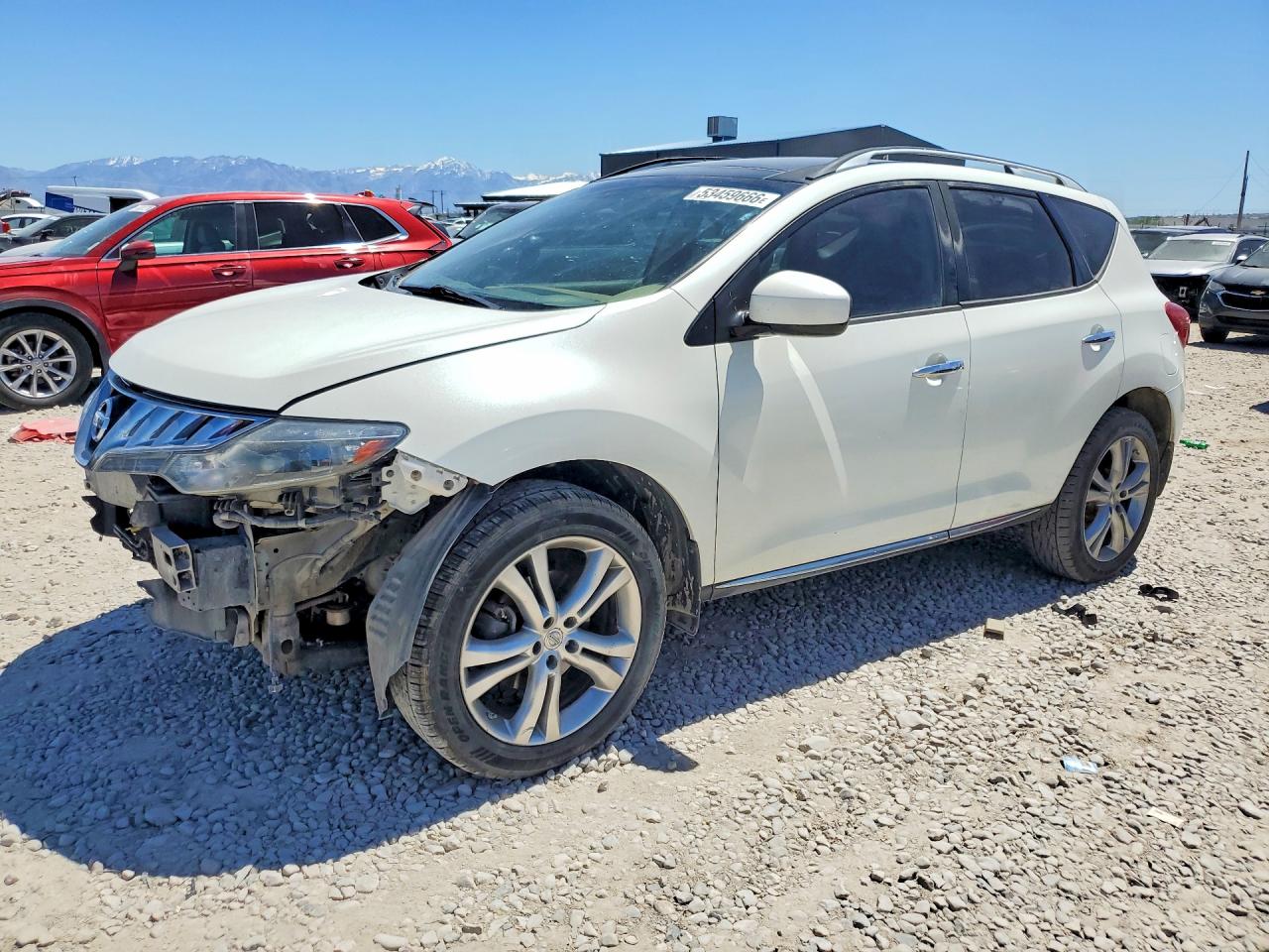 Salvage Nissan Murano Image