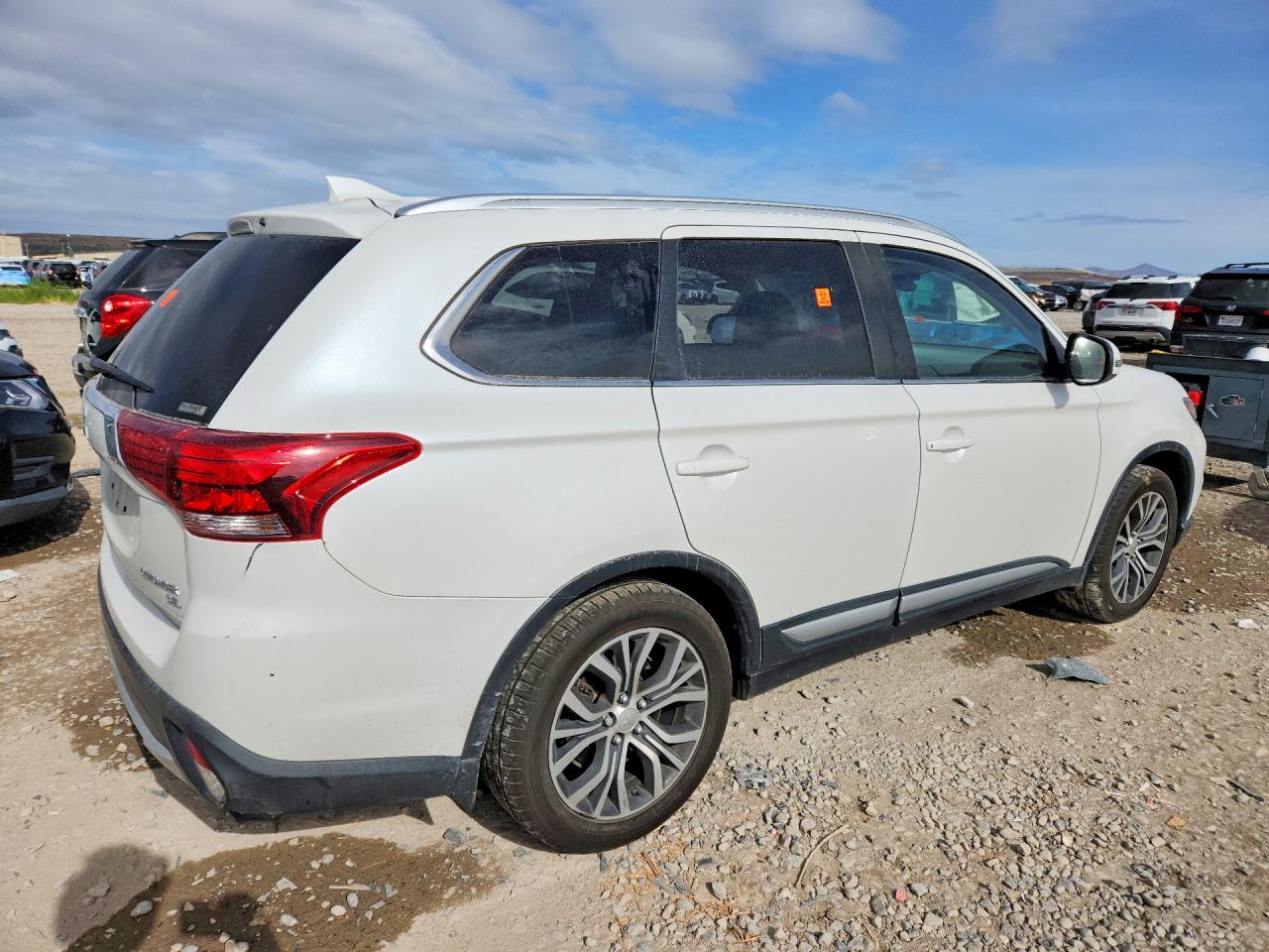 Mitsubishi Outlander Se