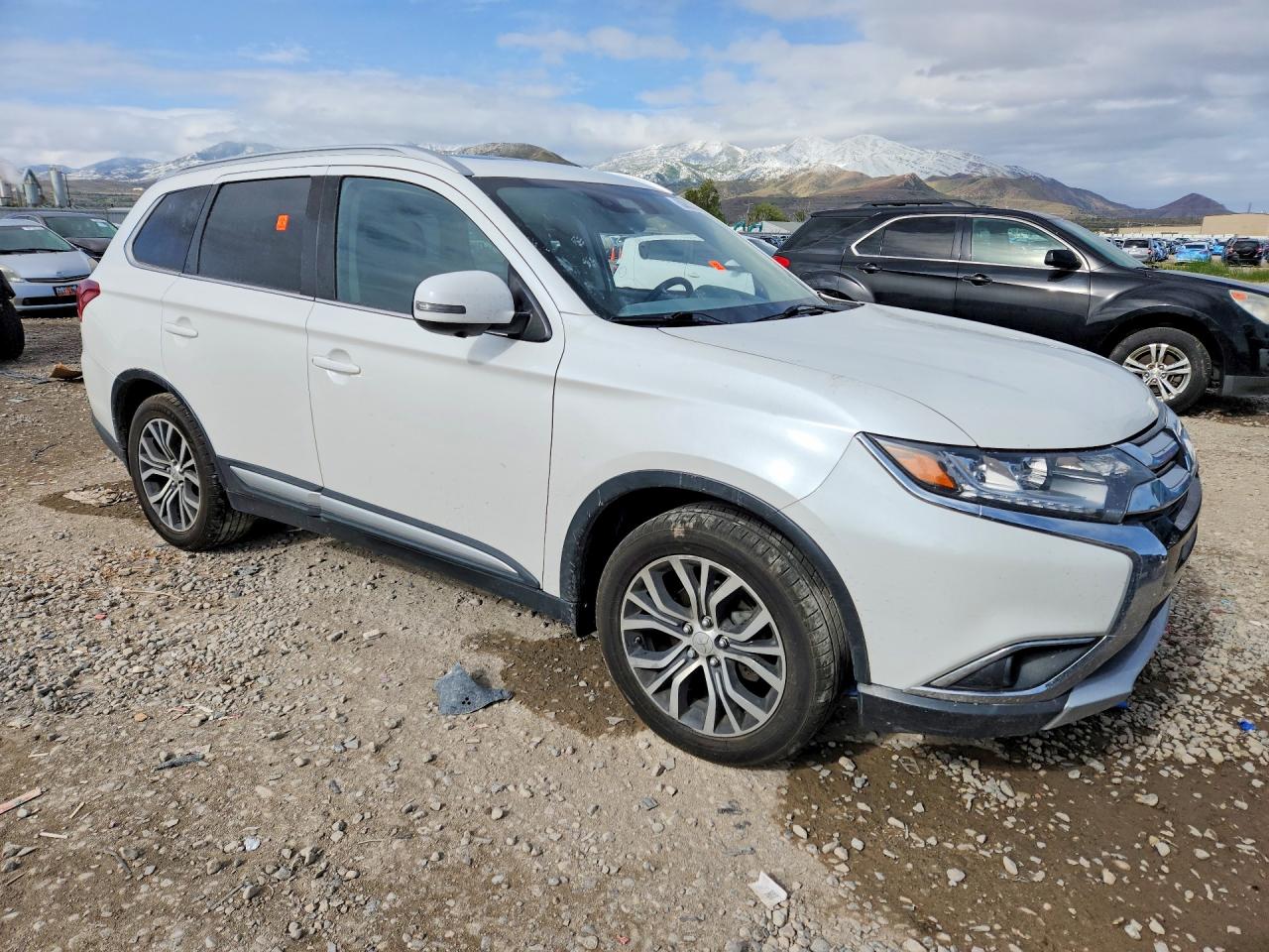 Mitsubishi Outlander Se