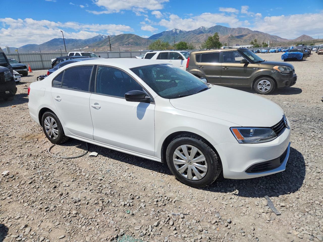 Volkswagen Jetta Base